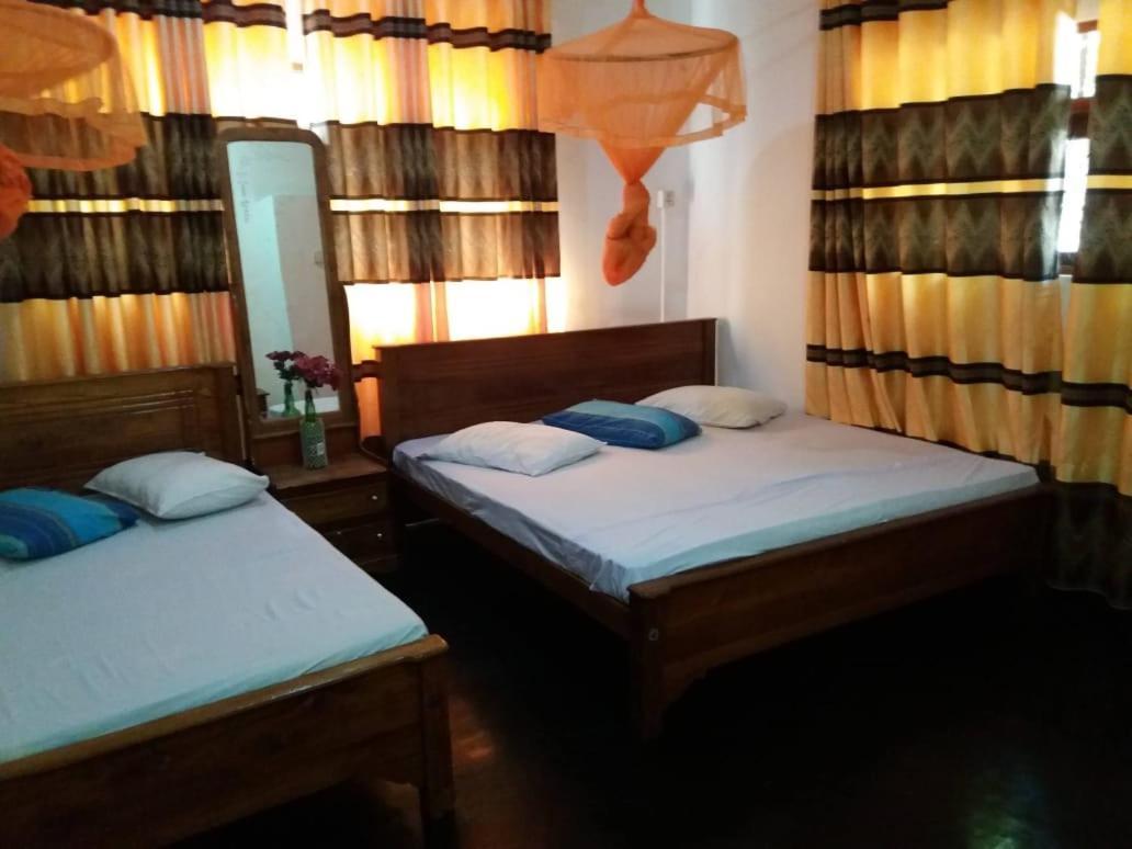 Kumudu Holiday Home Anuradhapura Exterior photo